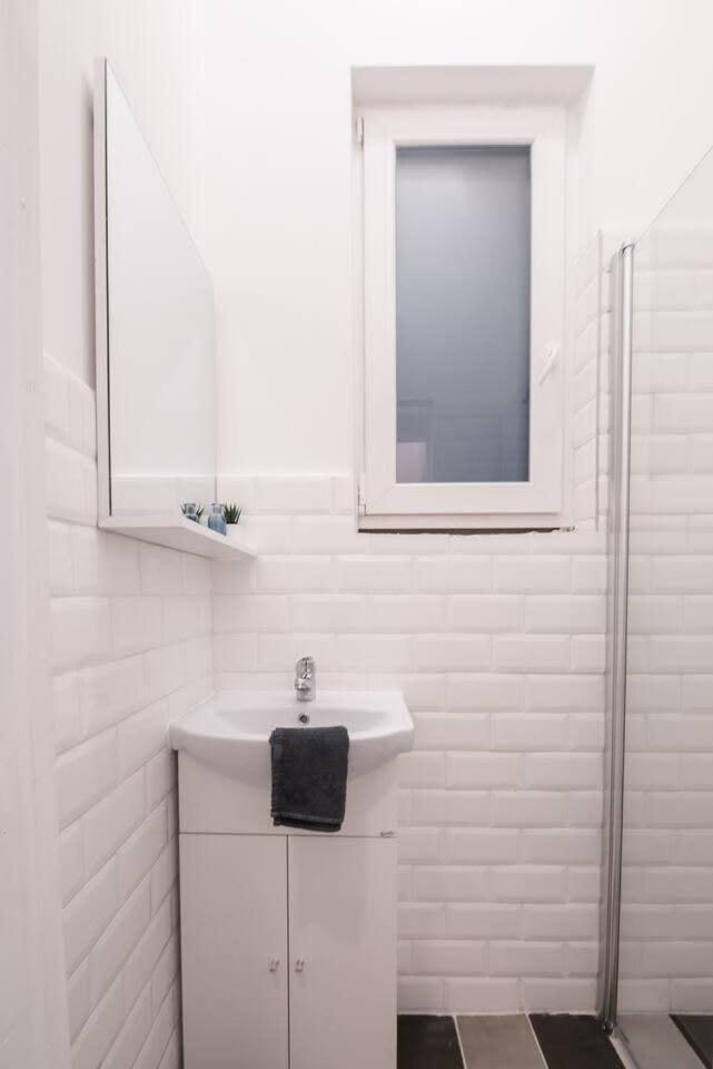 Central Brand New And Modern Apartment Boedapest Buitenkant foto