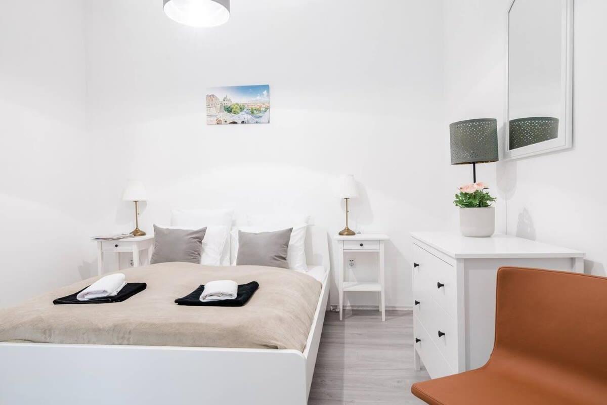 Central Brand New And Modern Apartment Boedapest Buitenkant foto