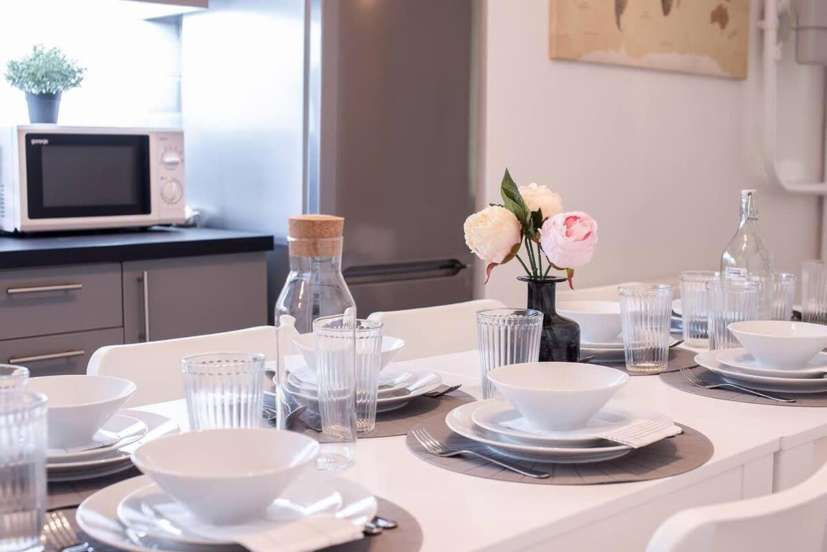 Central Brand New And Modern Apartment Boedapest Buitenkant foto